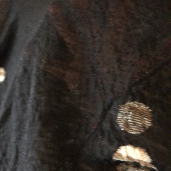 Crea concept black cream and tan cowl top. 22” from neck seam to bottom - Picture 12 of 14